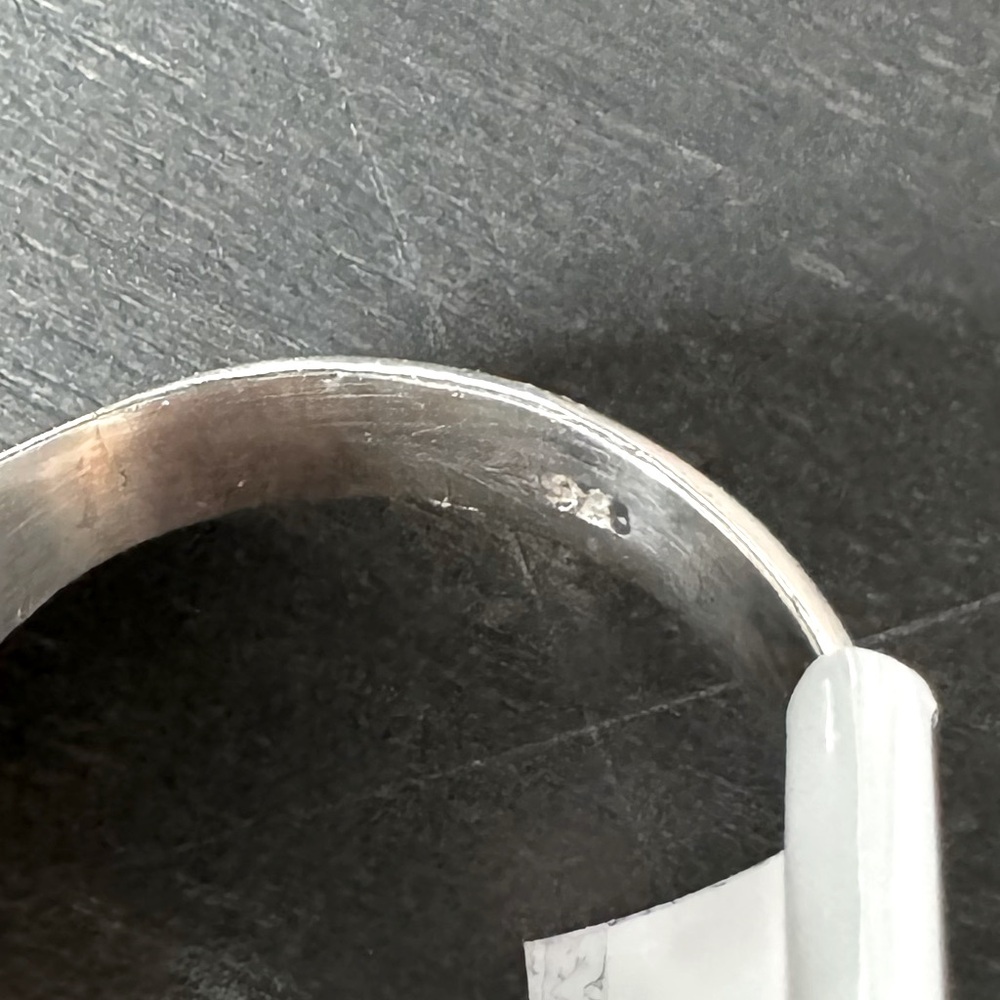 Beautiful Pink Gemstone Ring - image 5